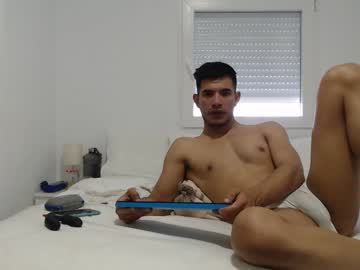 [04-07-22] guysipassionate record public webcam video from Chaturbate.com