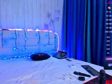 [02-01-23] adeline_muscle_queen record cam show from Chaturbate