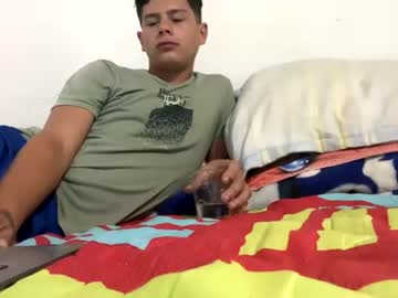 [10-12-23] arthur_kevin public show video from Chaturbate