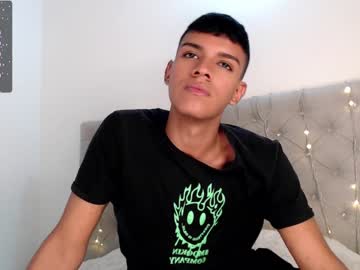 [20-10-23] kris_brown_01 cam show from Chaturbate.com