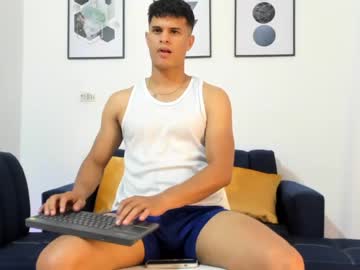 [20-04-23] mathias_herreira11 record blowjob video from Chaturbate