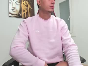 [14-11-22] kevin_ferrer private webcam from Chaturbate.com