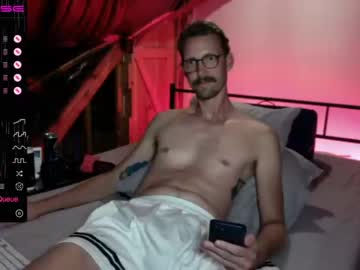 [20-09-22] doctorsvelte public webcam from Chaturbate