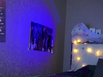 [07-12-23] moon_valkyriie chaturbate show with toys