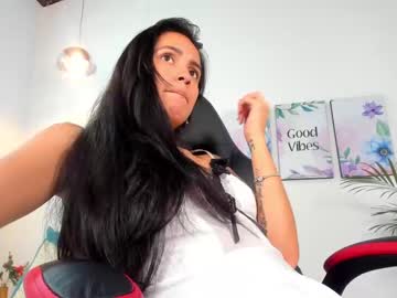 [25-05-23] juanita_tp record video with dildo