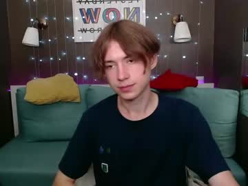 [14-07-22] bruce_reed cam video from Chaturbate.com
