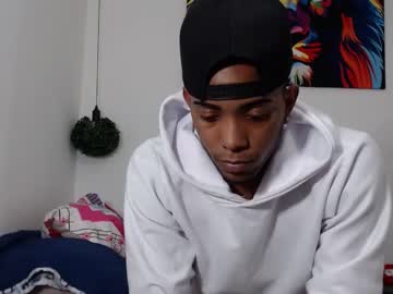 [20-12-22] zeusblack20 record cam show from Chaturbate