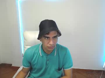 [14-01-22] adan_2002 record show with toys from Chaturbate.com
