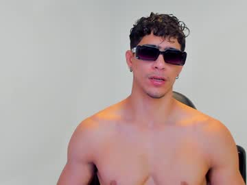 [11-05-24] tyler_lautners record video with dildo