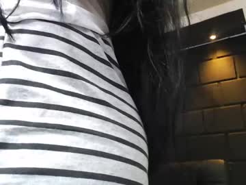 [22-03-22] jessi_kloe show with toys from Chaturbate