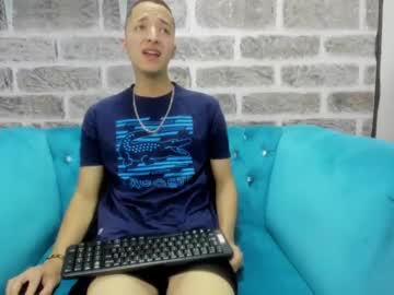 [04-02-23] brian_luck private show from Chaturbate.com