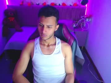 [06-07-22] hot_elliot private show from Chaturbate