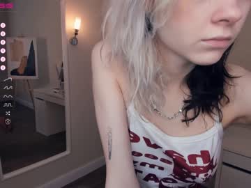[12-04-24] deliaderrick record video with toys from Chaturbate