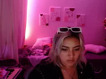 [03-06-23] charmine_rosse record blowjob video from Chaturbate