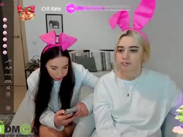 [15-12-23] beautifulfairies record public show video from Chaturbate