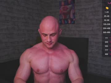 [05-10-23] ukrainian_muscle record video with toys