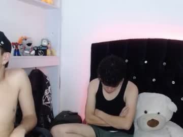 [04-04-24] valentino_dust record show with toys from Chaturbate