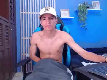 [23-03-23] andresruiiz show with cum from Chaturbate
