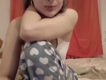 [04-01-22] whitegummybear private show from Chaturbate