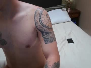 [27-10-22] derek_stra8 record video with toys from Chaturbate