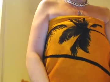 [01-05-23] tailz32 public webcam from Chaturbate