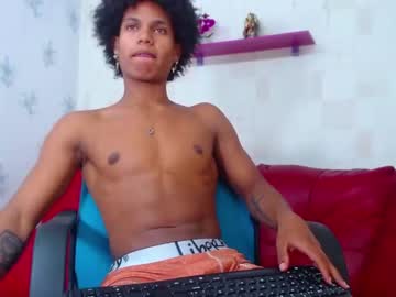 [30-03-22] melcumboy chaturbate show with toys