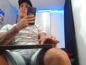 [29-01-24] moises_paez record webcam video from Chaturbate