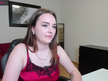 [29-04-22] mila_nox public show from Chaturbate