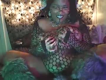 [27-01-22] xoliaphoenix public show from Chaturbate