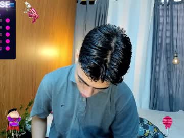 [21-06-22] abraham_miller_ record public show from Chaturbate