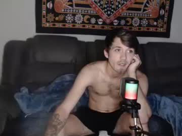 [05-07-22] bennieblueeyes chaturbate dildo