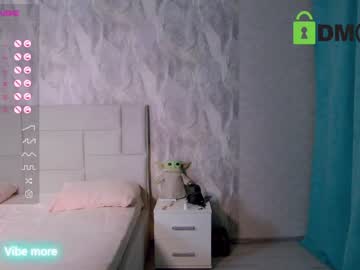 [10-09-23] holl1would cam show