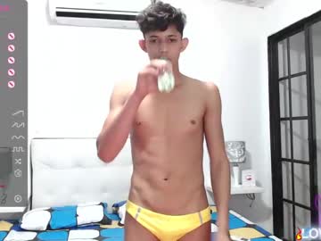 [27-08-23] apolo_idalgo public show from Chaturbate