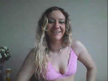 [07-03-22] goldiie_loxx show with toys from Chaturbate