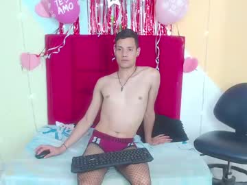 [13-02-23] bear_handsome public show from Chaturbate