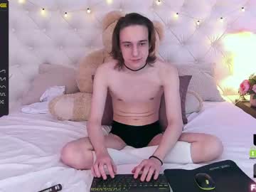 [08-04-23] mikey_dex record public show from Chaturbate