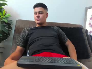 [19-09-22] _andrewsmith public show video from Chaturbate