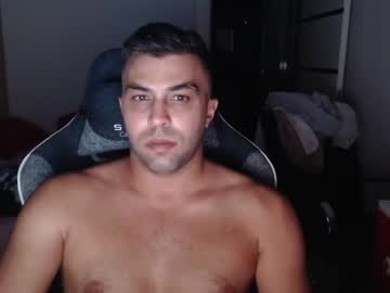 [13-10-23] soloman05407 public show from Chaturbate