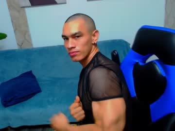 [17-02-24] gilbert_marquez public webcam video from Chaturbate