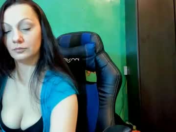 [03-03-23] bettyvespoli record blowjob video from Chaturbate