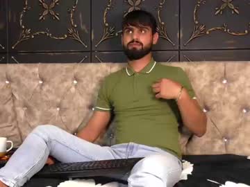 [31-10-22] alrenzo_brown video from Chaturbate