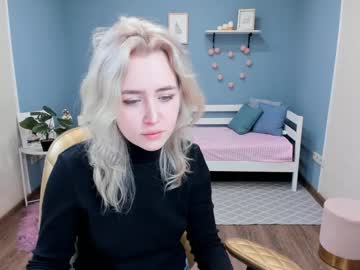 [08-04-22] isabellareeves record public show from Chaturbate.com