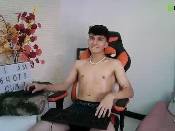 0cloud_white0 chaturbate