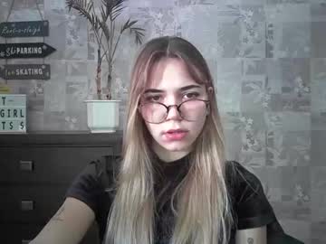 [24-09-22] kira_1919 private sex video