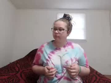 [14-07-22] sweetlittlekitty86 public webcam from Chaturbate.com