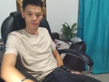 [21-09-22] jhosuahot public show from Chaturbate