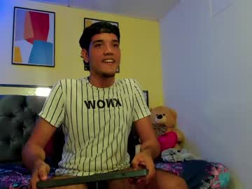 [08-09-23] andrew_foxter chaturbate video with dildo