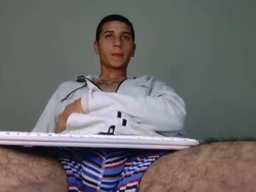 [18-10-23] badboy200206 record blowjob show from Chaturbate