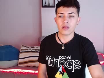 [13-04-23] mikegray_ private show from Chaturbate