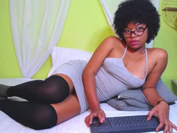 [01-04-23] monserrat_brown chaturbate toying